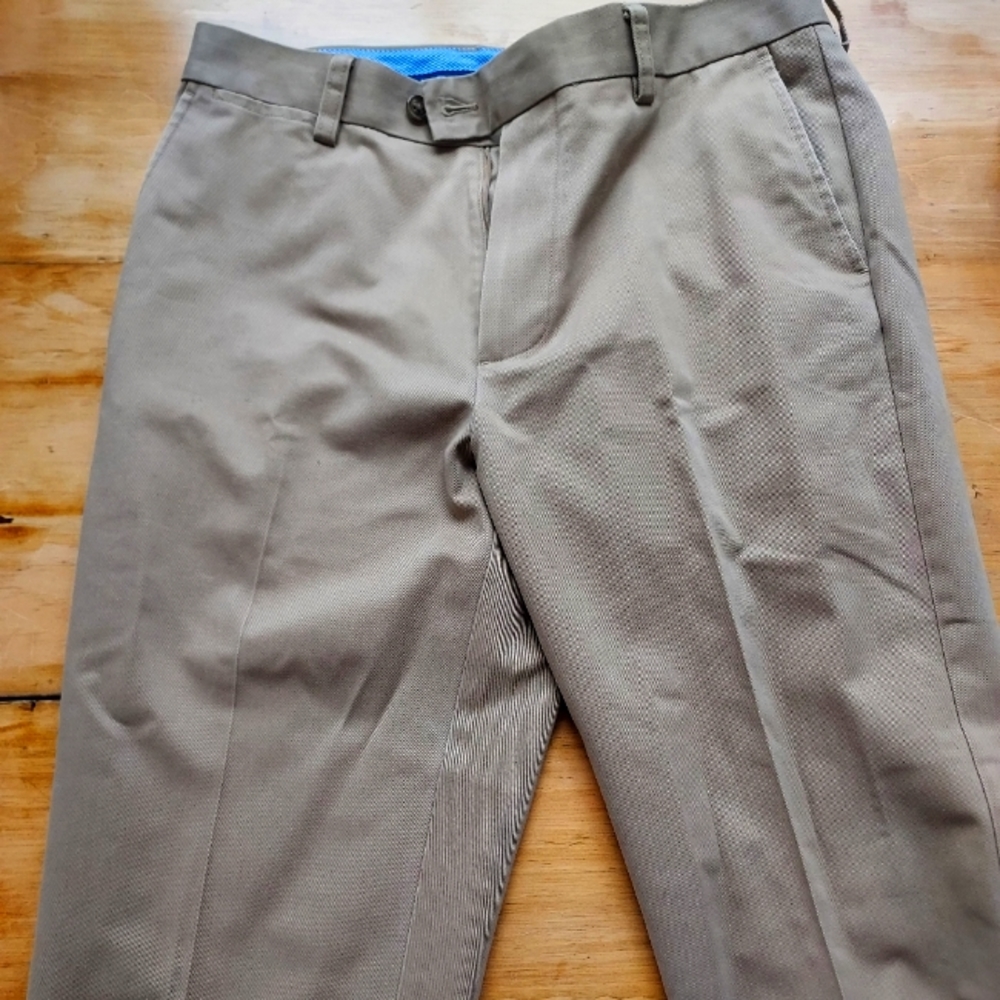 Charles Tyrwhitt Khaki Pants